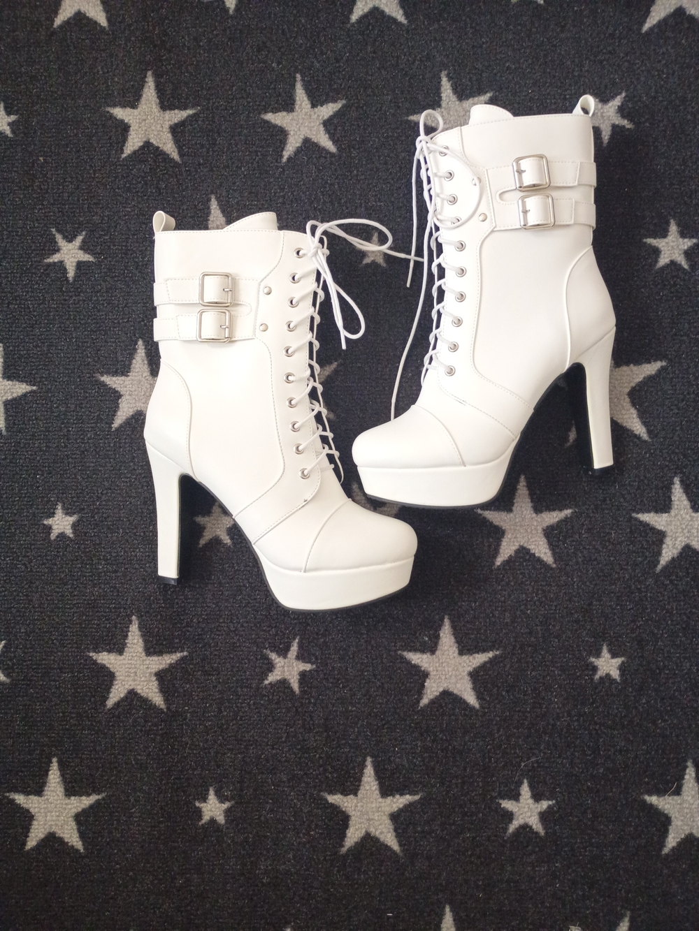 Goth/punk platform block heel ankle boots. White faux-leather platform boots!